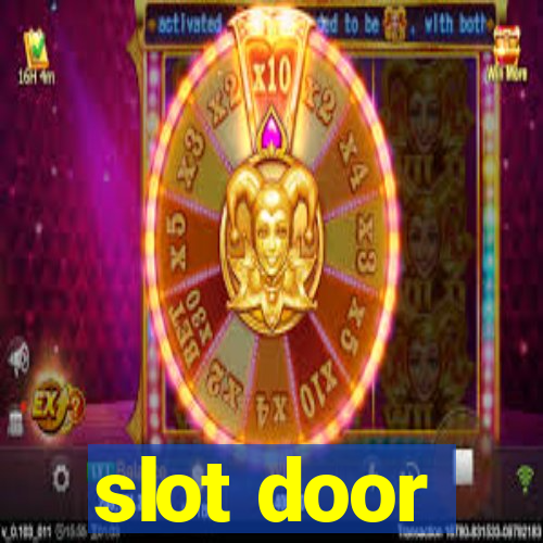 slot door