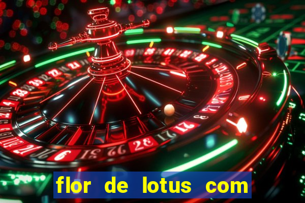 flor de lotus com lua tatuagem